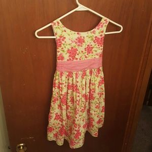 Girls size 6/6x summer dress.